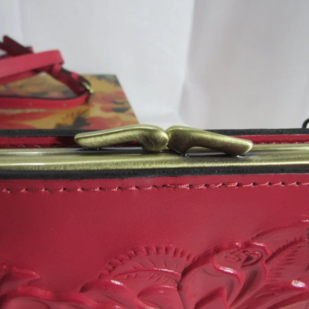 IN BOX PATRICIA NASH EVANGELINE BAG LEATHER, PASSION RED, PEGASUS HORSE CHARM - Picture 11 of 15
